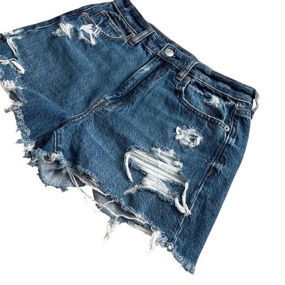 American Eagle Comfort Stretch Waistband‎ Mom Short Destroyed Denim Size 6 - Picture 5 of 9